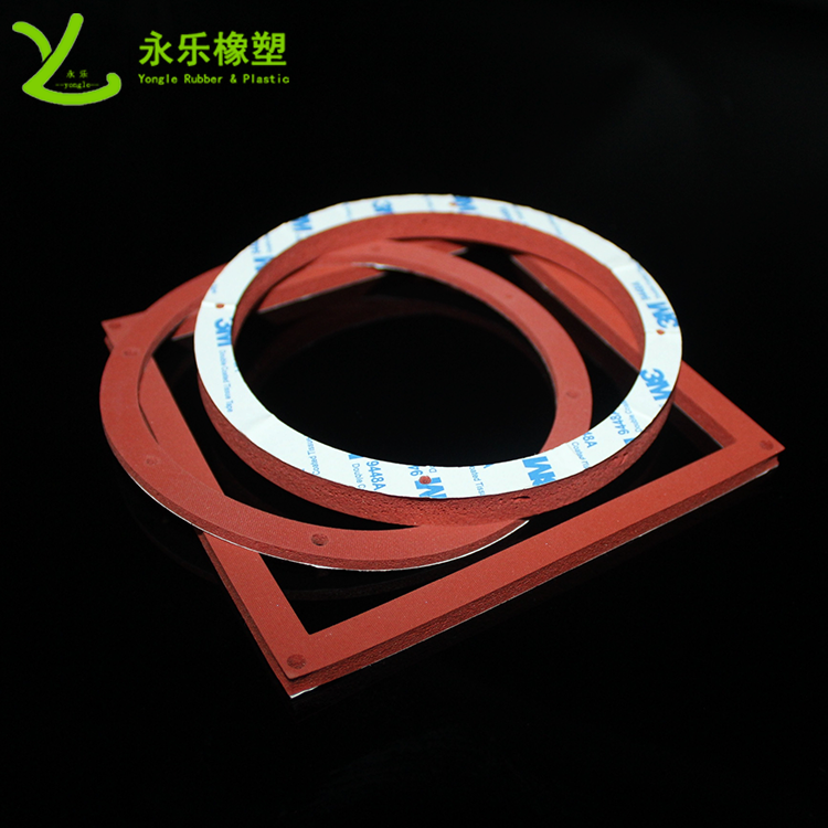 定制模壓發(fā)泡硅膠墊，無(wú)氣味模壓發(fā)泡硅膠墊，耐高溫模壓發(fā)泡硅膠墊