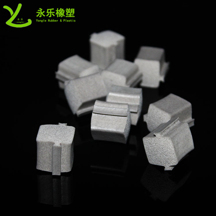 模壓硅膠發(fā)泡，模壓硅膠發(fā)泡件，定制模壓硅膠發(fā)泡，細孔模壓硅膠發(fā)泡